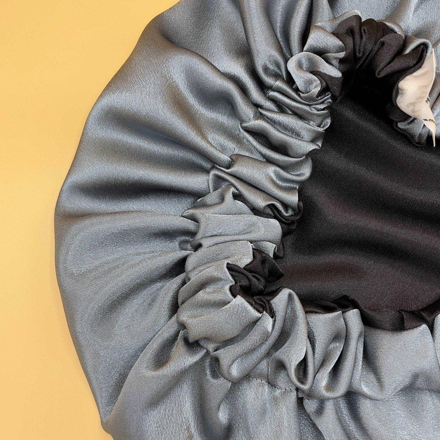 Midnight Elegance Satin Bonnet - Luxurious Hair Protection for All Hair Types - Crowned by Royalty