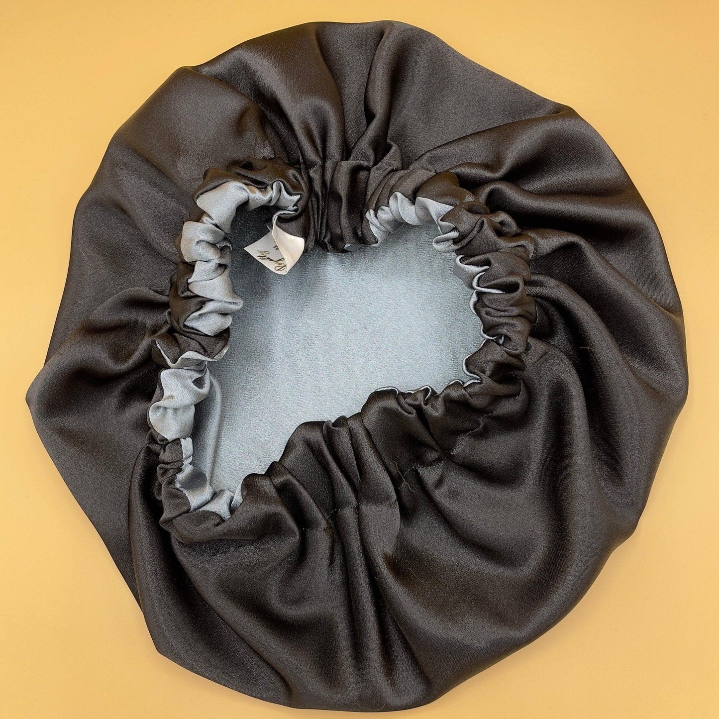 Midnight Elegance Satin Bonnet - Luxurious Hair Protection for All Hair Types - Crowned by Royalty